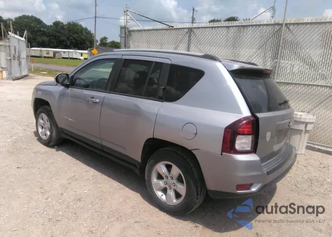 2016 Jeep Compass Latitude из США, поврежденный, VIN 1C4NJCEAXGD710032